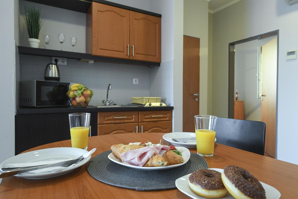 Salt Hill Apartmanok Egerszalok Bagian luar foto