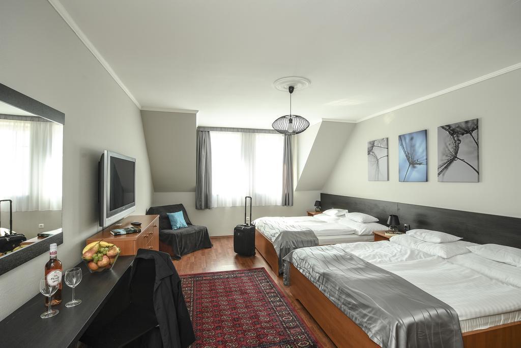 Salt Hill Apartmanok Egerszalok Bagian luar foto