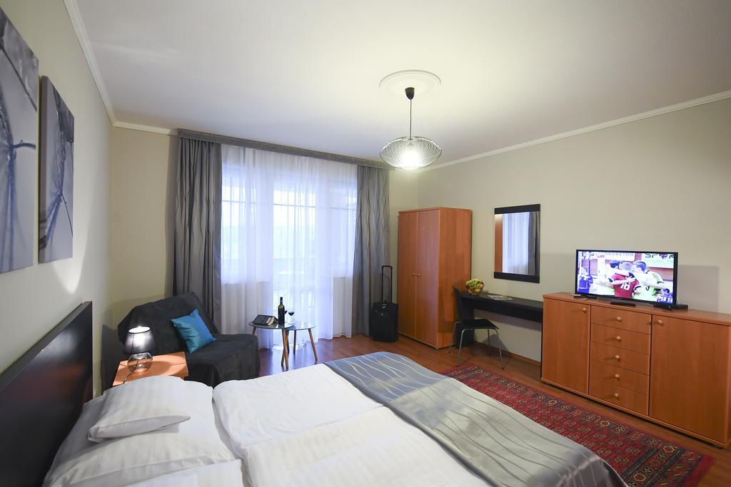 Salt Hill Apartmanok Egerszalok Bagian luar foto