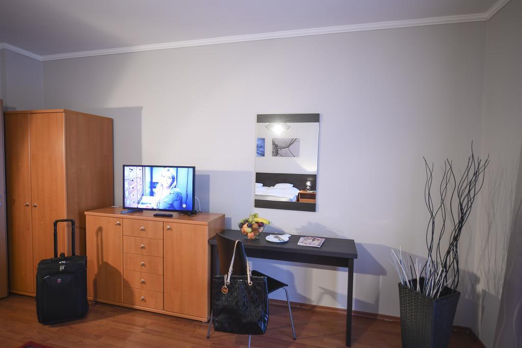 Salt Hill Apartmanok Egerszalok Bagian luar foto