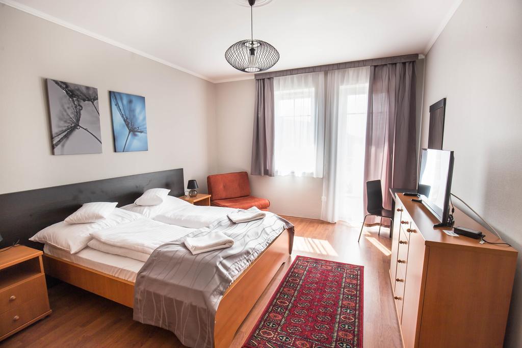 Salt Hill Apartmanok Egerszalok Bagian luar foto