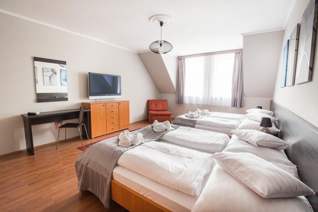 Salt Hill Apartmanok Egerszalok Bagian luar foto